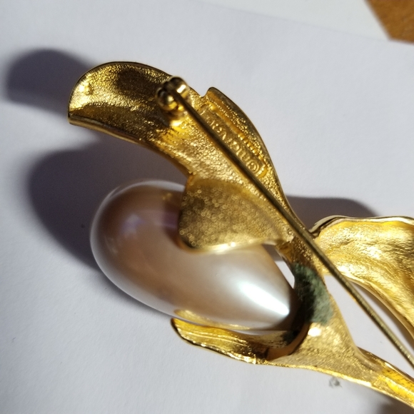 Vintage Marvella brooch large floral flower gold tone pearl big calla pin - Picture 11 of 15